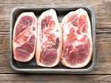 Articles: Fatal mistake: do you thaw meat the wrong way?