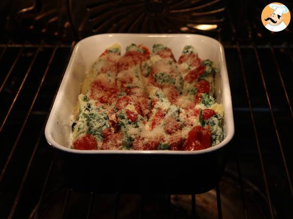 Conchiglioni stuffed with ricotta and spinach: the best way to eat pasta! - Preparation step 9