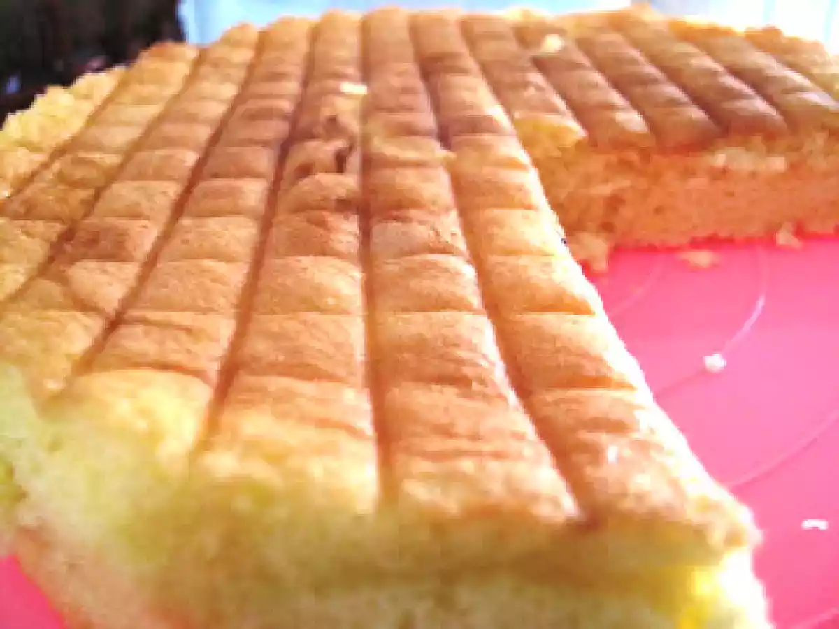 Moist LEMON Sponge Cake - photo 2